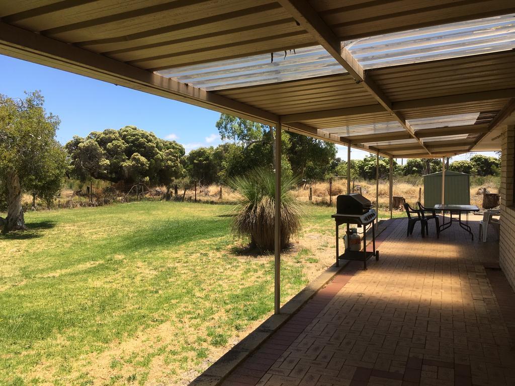 Pinjarra Caravan Park&Cabins Bagian luar foto