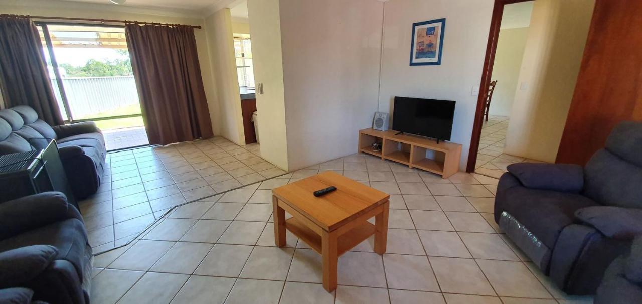 Pinjarra Caravan Park&Cabins Bagian luar foto